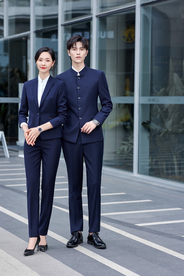 中式西服定做模特展示 中式西服定做模特展示