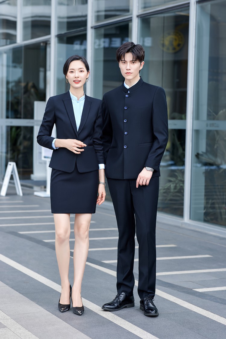 中式西服定做模特展示 中式西服定做模特展示